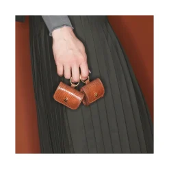 Claris Virot Etuis Airpods Jamie L'accessoire Indispensable Pour Vos Airpods. A Clipper Sur Votre Sac|Etuis Airpods<Etuis Airpods Jamie